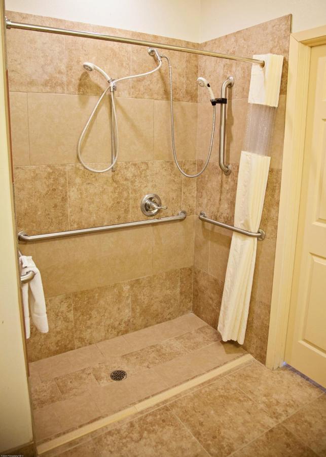 Big Lake Inn And Suites エクステリア 写真