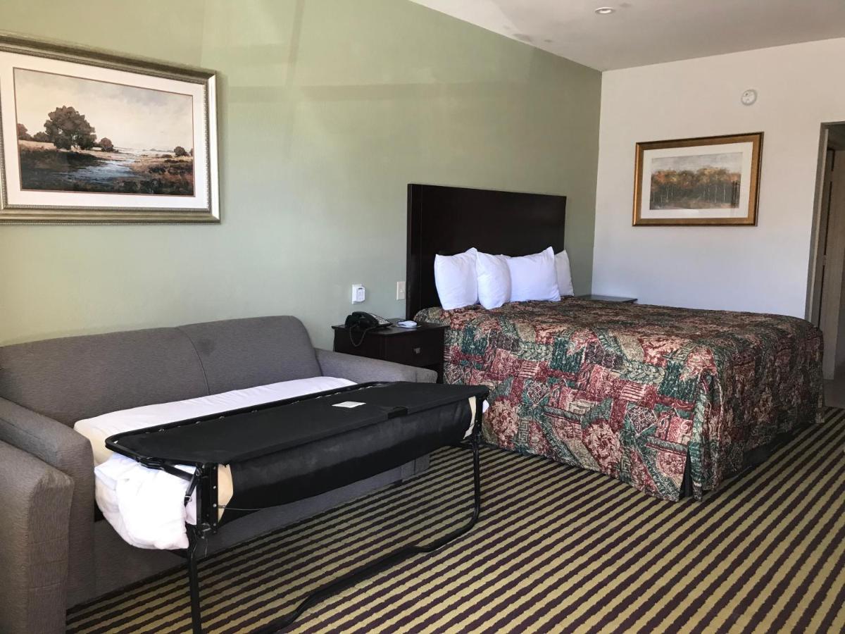 Big Lake Inn And Suites エクステリア 写真